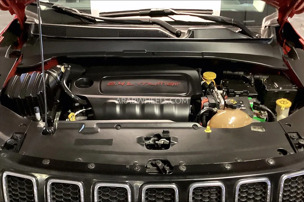 Jeep Compass 2018 for Sale in Sharjah Image-21