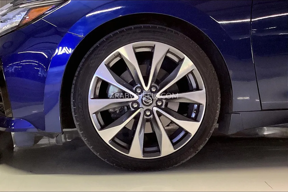 Nissan Maxima 2021 for Sale in Dubai Image-26