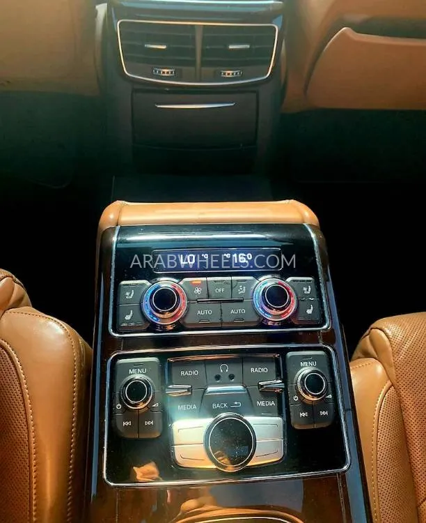 Audi A8 2015 for Sale in Dubai Image-11