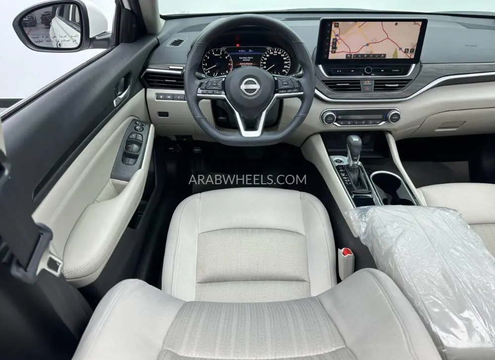 Nissan Altima 2024 for Sale in Dubai Image-9