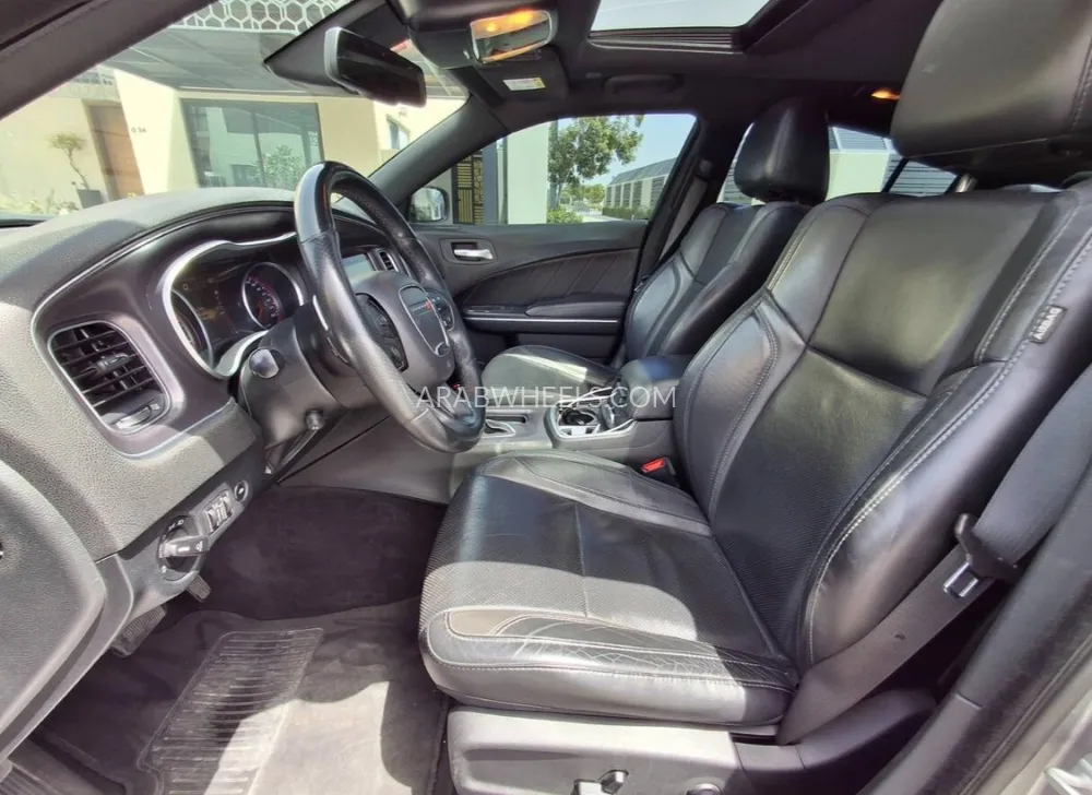 Dodge Charger 2018 for Sale in Sharjah Image-6