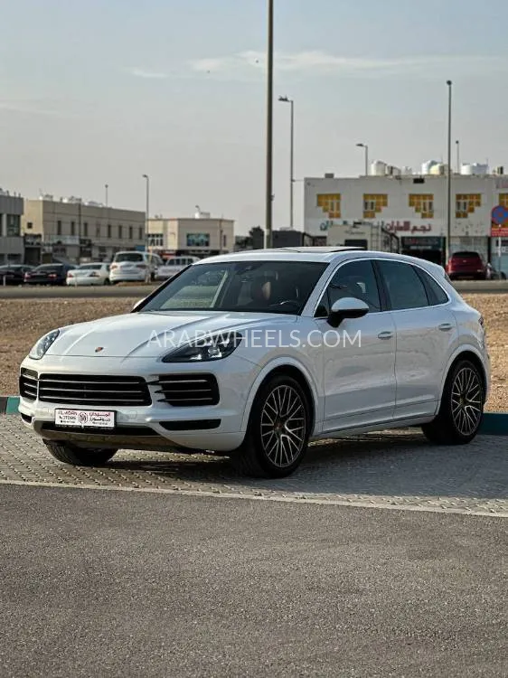 Porsche Cayenne 2019 for Sale in Abu Dhabi Image-1
