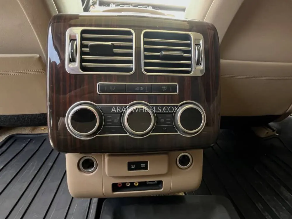 Land Rover Range Rover 2014 for Sale in Ajman Image-14