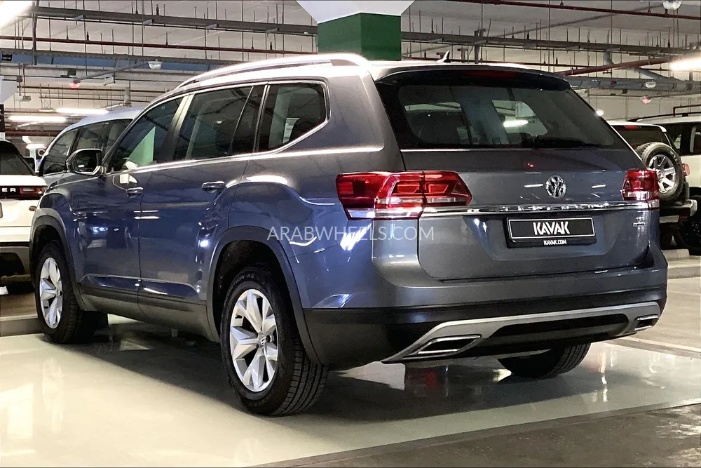 Volkswagen Teramont 2019 for Sale in Sharjah Image-3