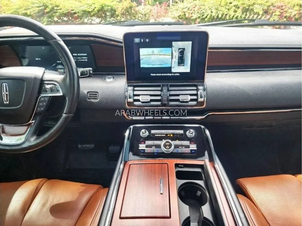 Lincoln Navigator 2022 for Sale in Dubai Image-14