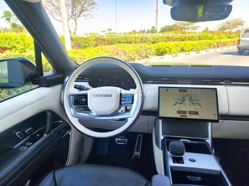 Land Rover Range Rover 2024 for Sale in Dubai Image-7