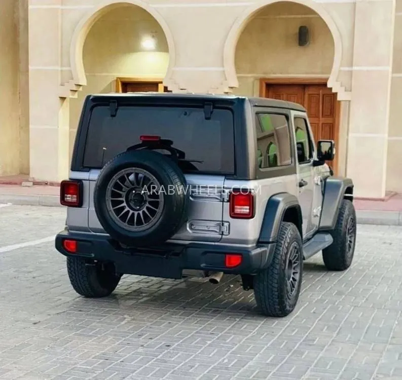 Jeep Wrangler 2018 for Sale in Ajman Image-11