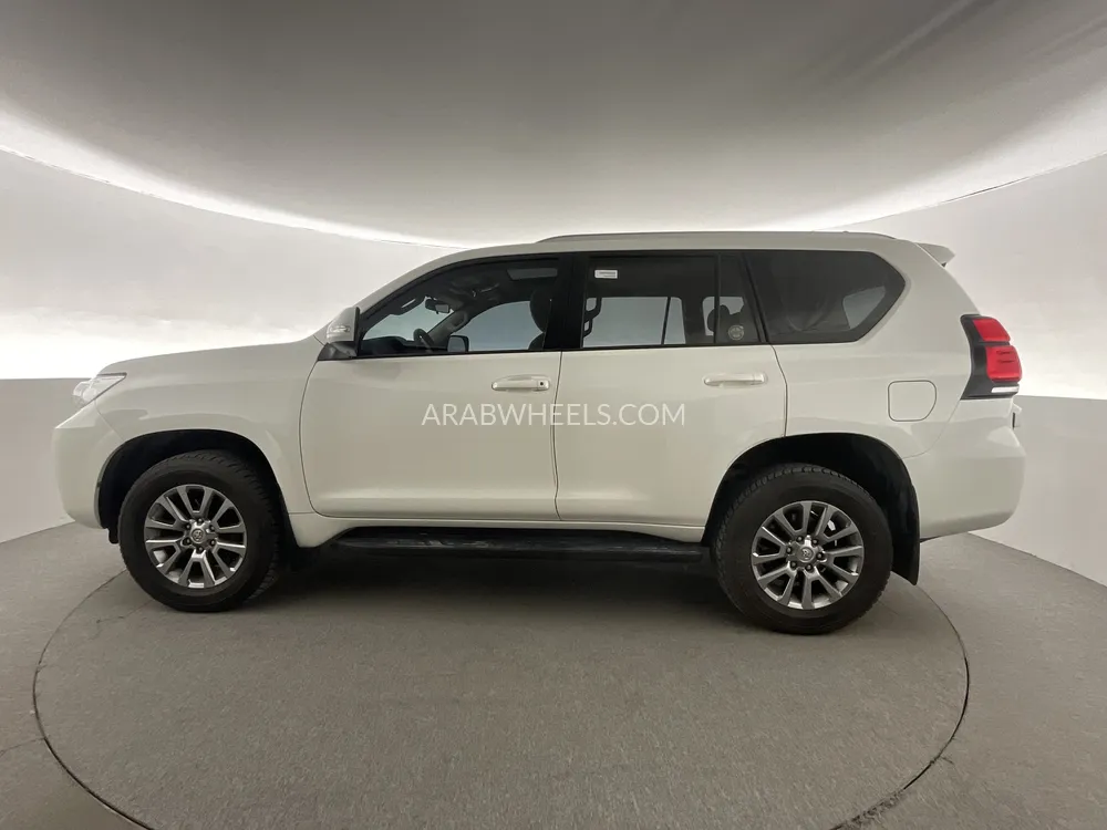 Toyota Land Cruiser Prado 2020 for Sale in Sharjah Image-7