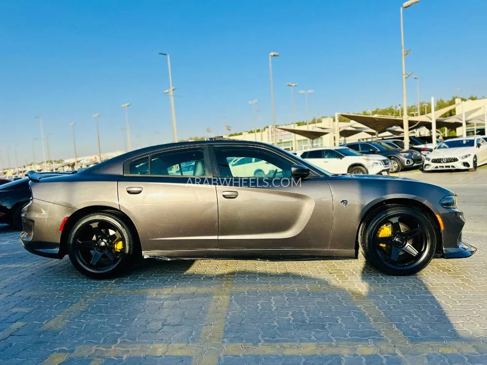 Dodge Charger 2022 for Sale in Sharjah Image-4