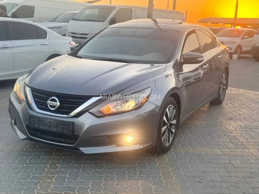 Nissan Altima 2016 for Sale in Sharjah Image-3