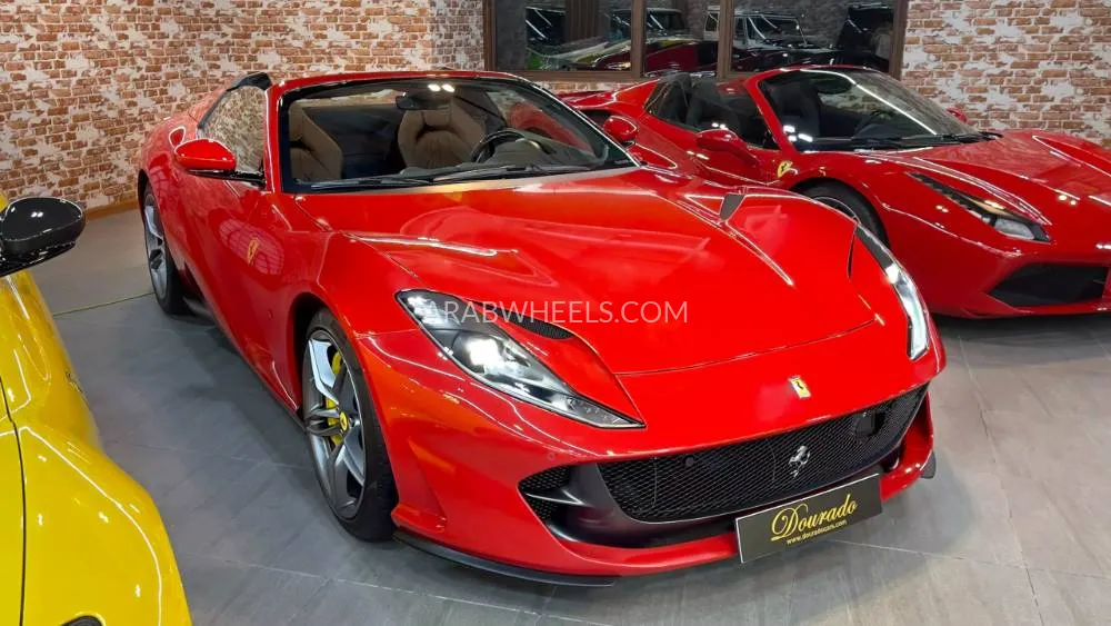 Ferrari 812 GTS 2022 for Sale in Dubai Image-2