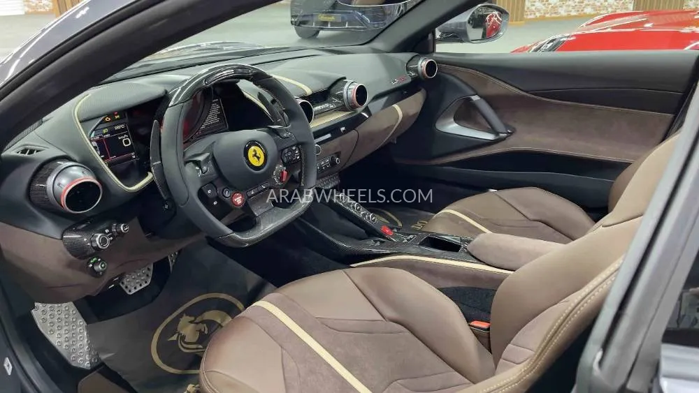 فيراري 812 جي تي إس 2022 for Sale in دبي Image-11