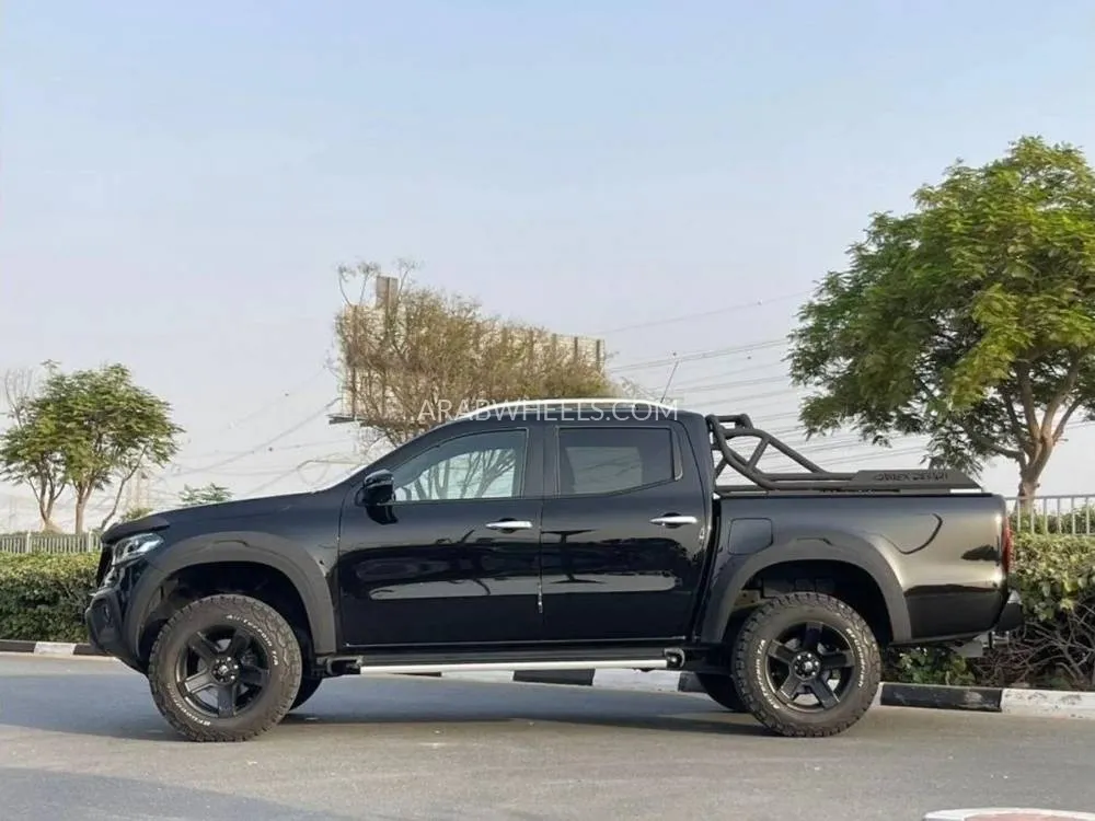 Mercedes Benz X Class 2022 for Sale in Dubai Image-5