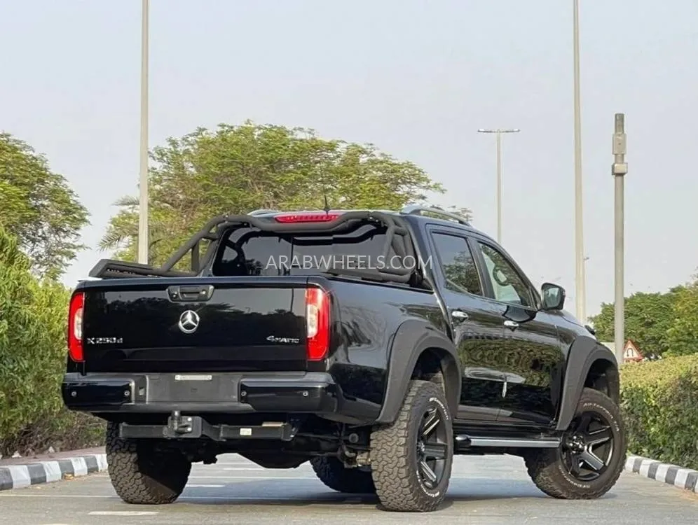 Mercedes Benz X Class 2022 for Sale in Dubai Image-20