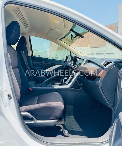 Mitsubishi Xpander 2023 for Sale in Sharjah Image-4