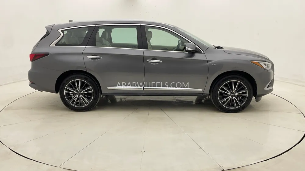 Infiniti QX60 2020 for Sale in Dubai Image-2