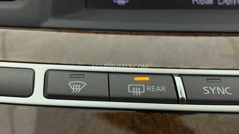 Infiniti QX60 2020 for Sale in Dubai Image-48