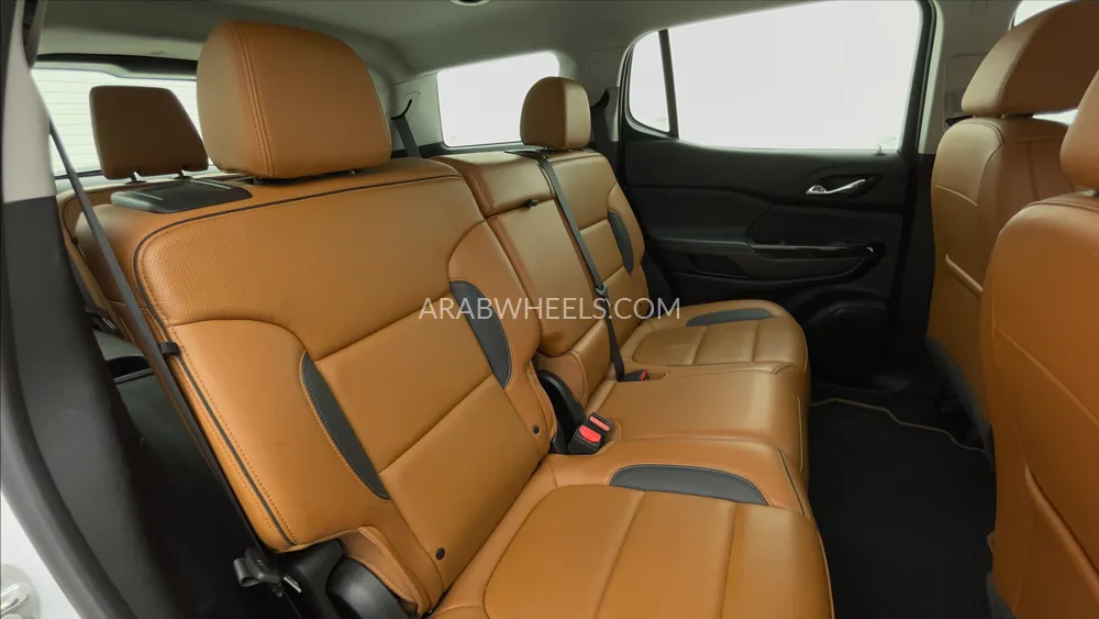 جي إم سي اكاديا 2023 for Sale in دبي Image-26