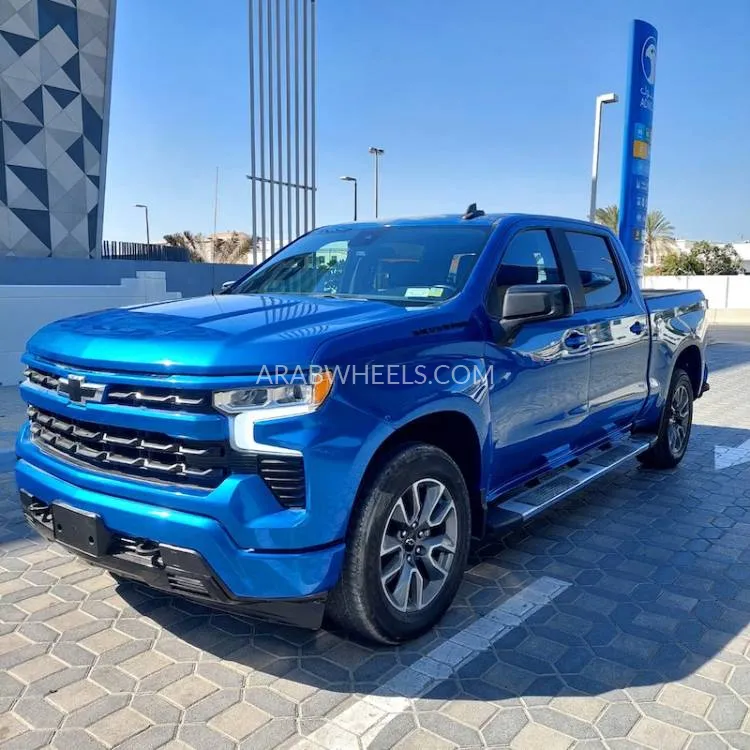 Chevrolet Silverado 2022 for Sale in Sharjah Image-3