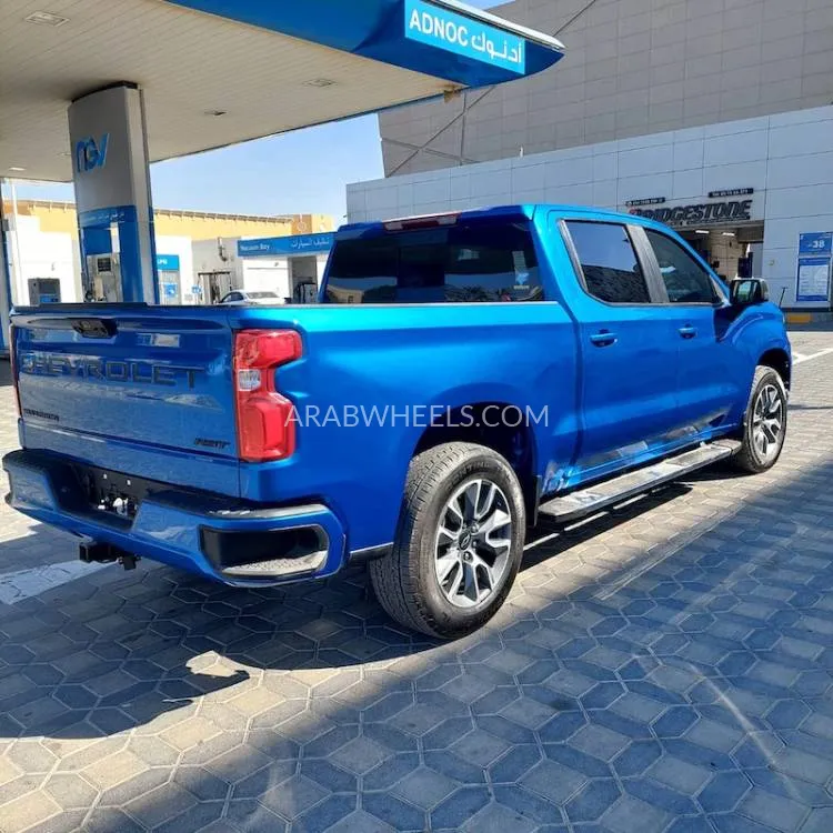 Chevrolet Silverado 2022 for Sale in Sharjah Image-18