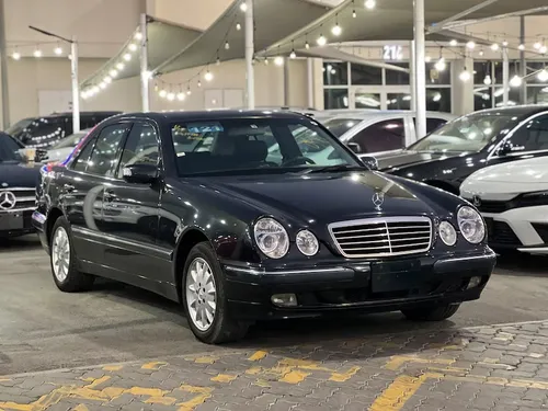 Mercedes Benz E Class 2001
