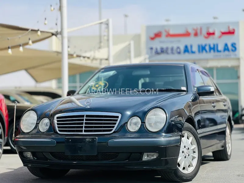 Mercedes Benz E Class 2001 for Sale in Sharjah Image-3