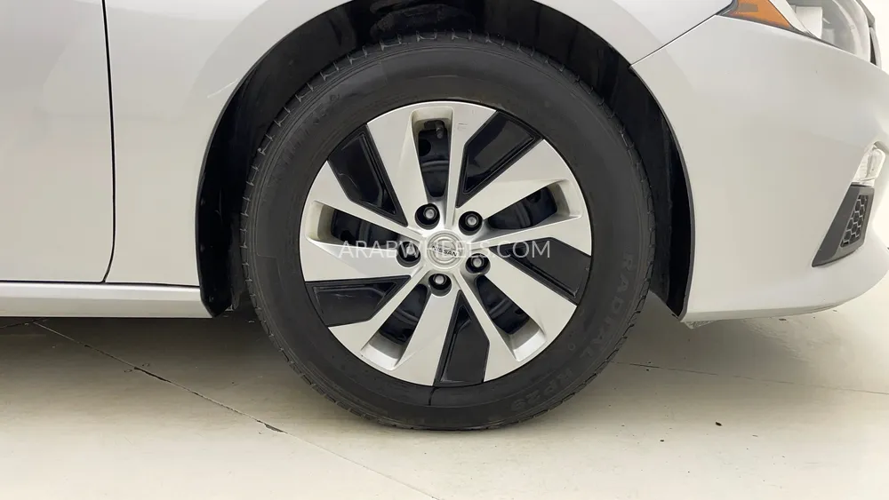 Nissan Altima 2021 for Sale in Dubai Image-10