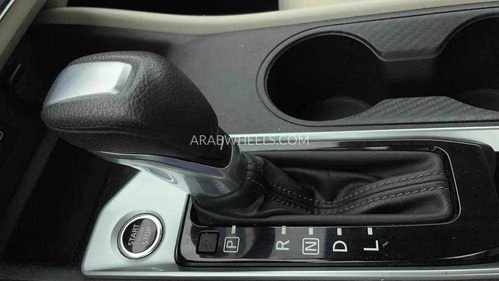 Nissan Altima 2021 for Sale in Dubai Image-17