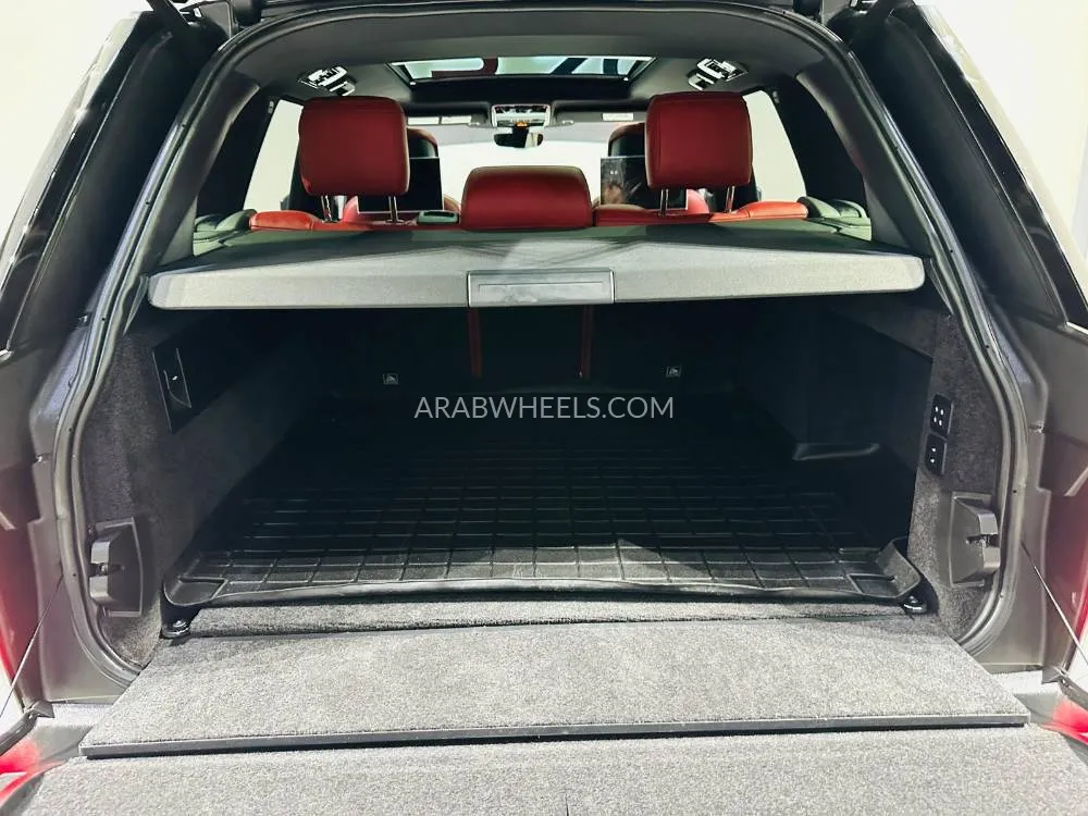 Land Rover Range Rover 2020 for Sale in Dubai Image-5
