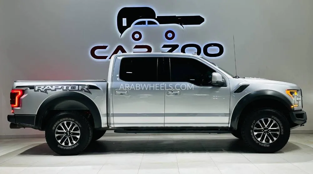 Ford F 150 2019 for Sale in Dubai Image-3