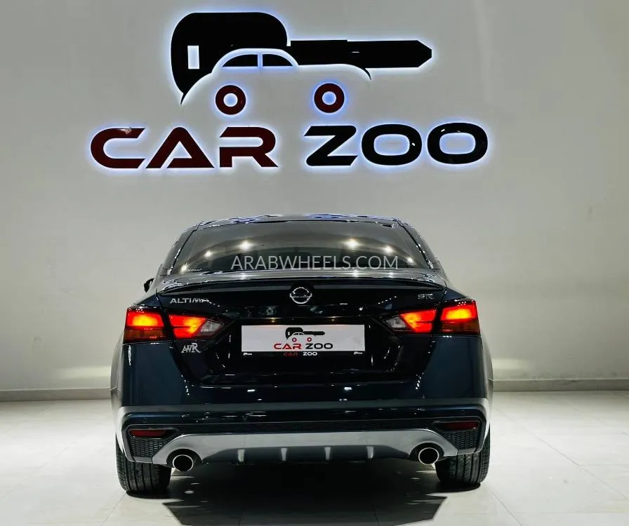 Nissan Altima 2022 for Sale in Dubai Image-4