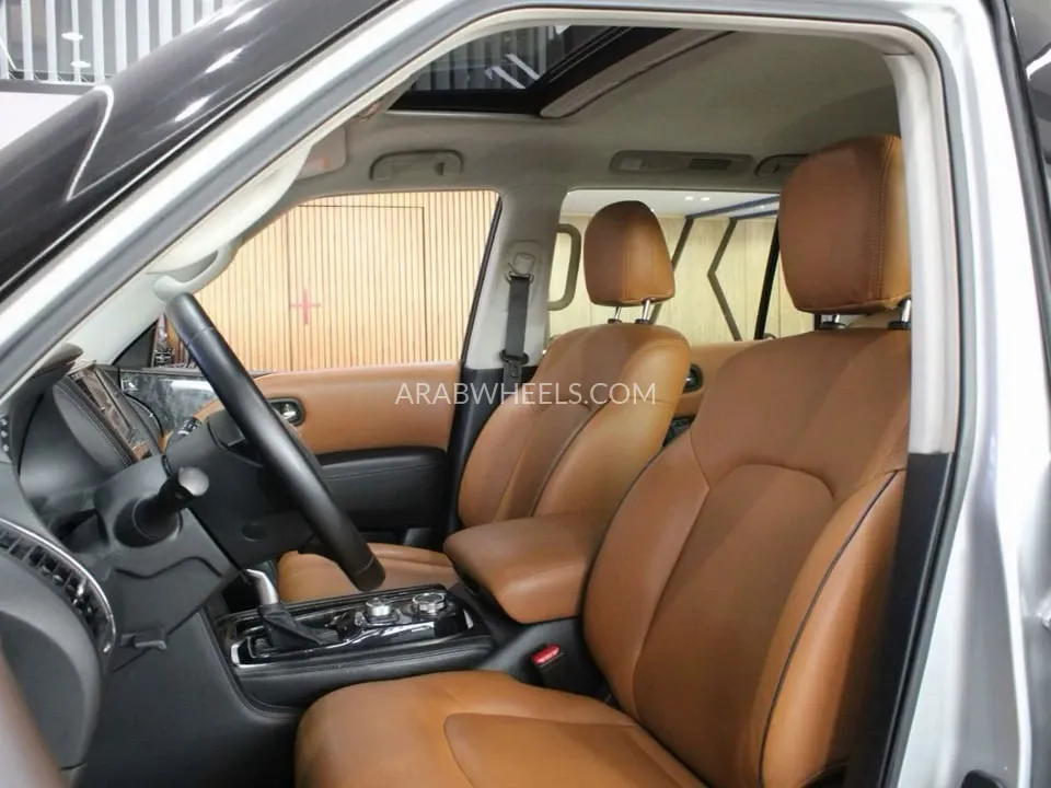 Nissan Patrol 2021 for Sale in Dubai Image-5