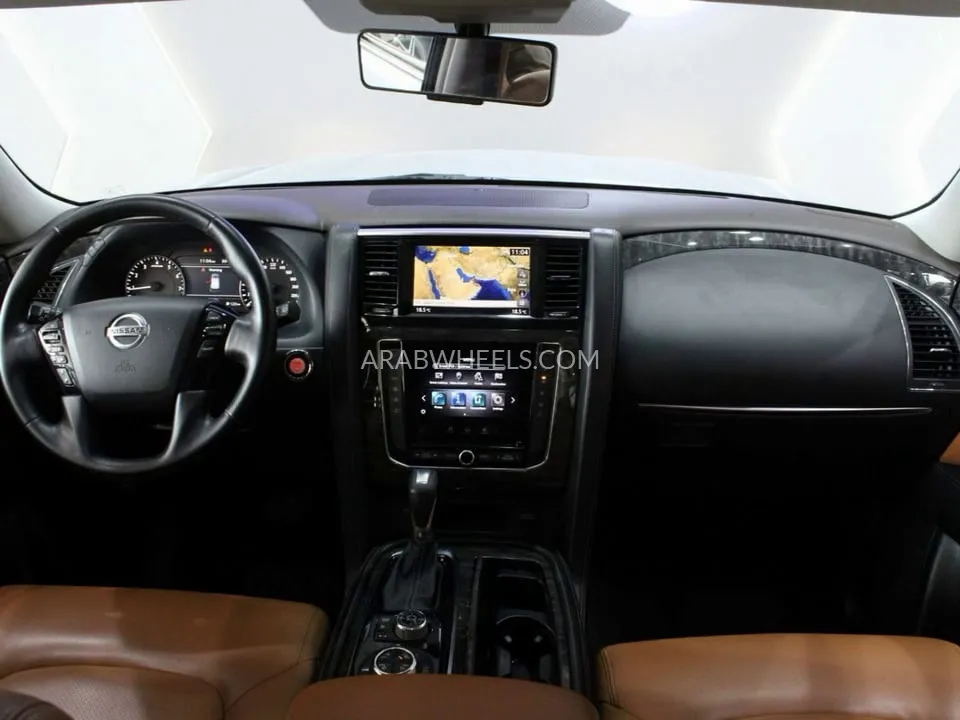 Nissan Patrol 2021 for Sale in Dubai Image-6