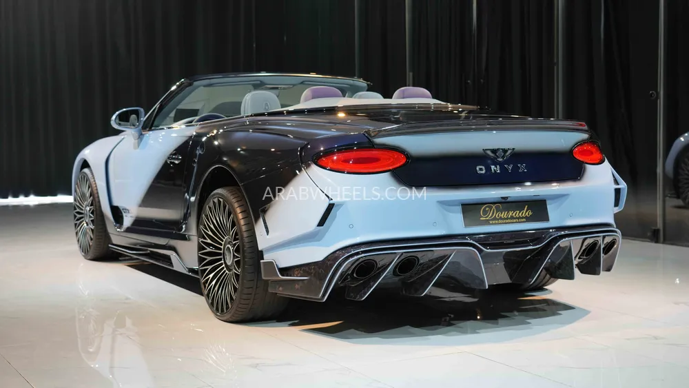 Bentley Continental GTC 2023 for Sale in Dubai Image-14