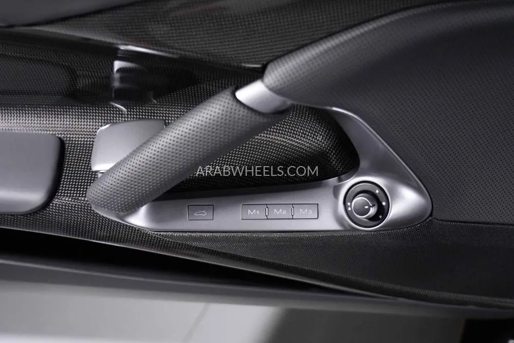 فيراري 812 سوبرفاست 2022 for Sale in دبي Image-19