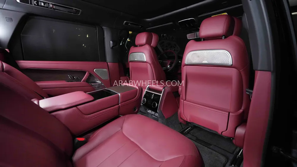 Land Rover Range Rover 2023 for Sale in Dubai Image-19