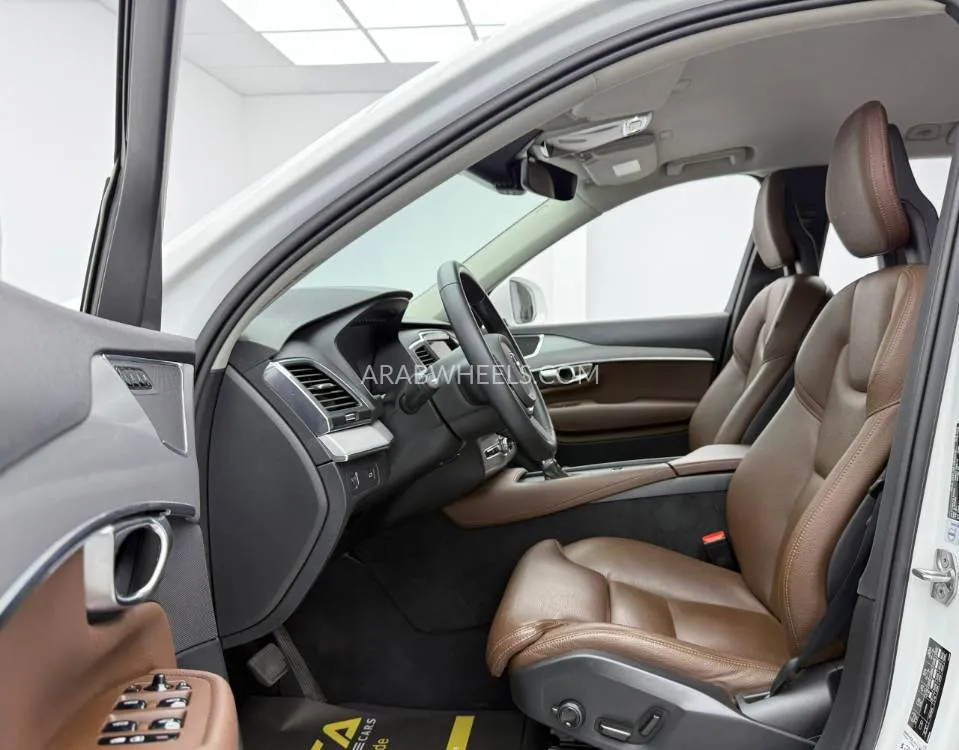 Volvo XC90 2020 for Sale in Dubai Image-5