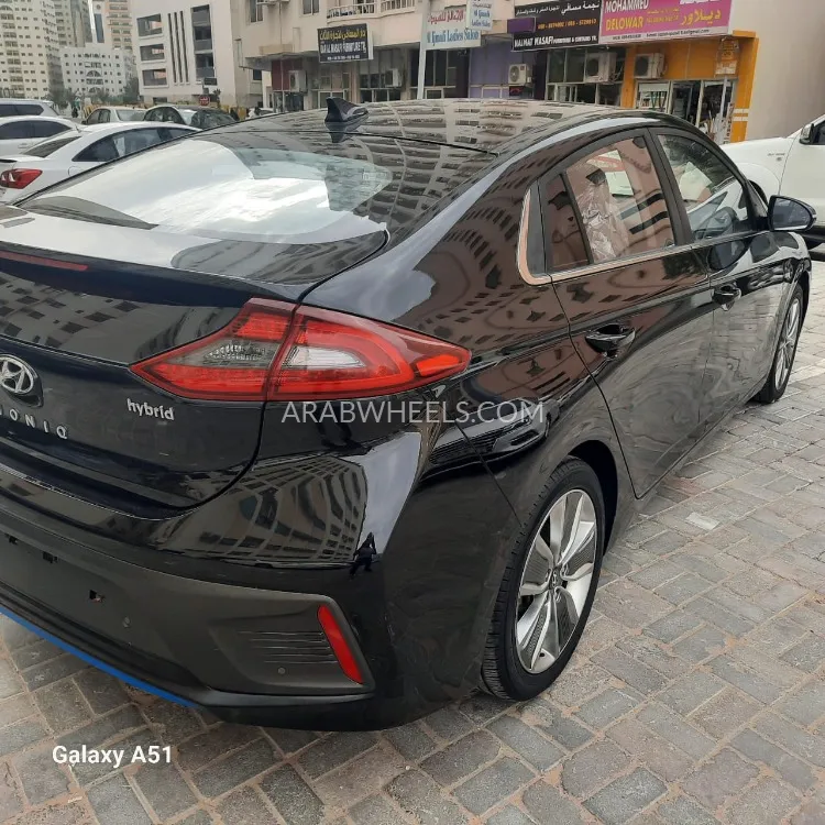 Hyundai Ioniq 2016 for Sale in Dubai Image-8