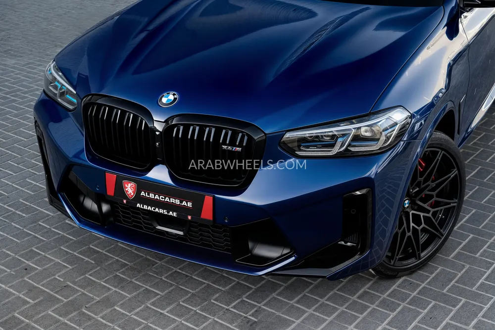 BMW X4 2022 for Sale in Dubai Image-2