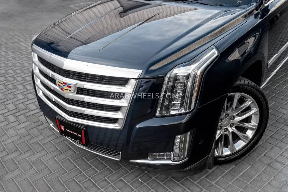 Cadillac Escalade 2019 for Sale in Dubai Image-2