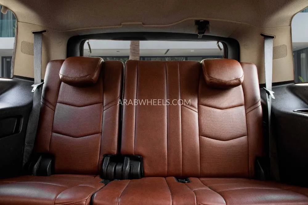 Cadillac Escalade 2019 for Sale in Dubai Image-11