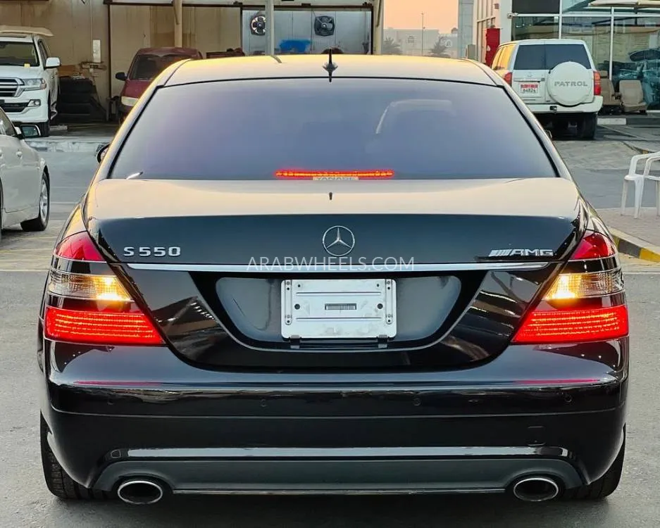 Mercedes Benz S Class 2007 for Sale in Sharjah Image-5