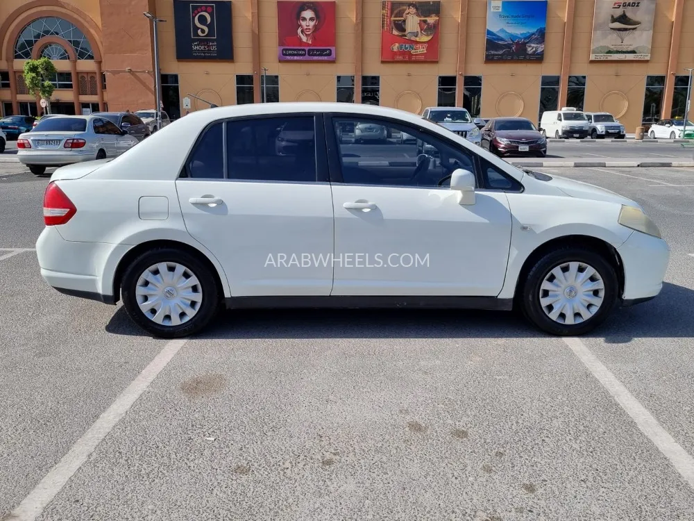 نيسان تييدا 2009 for Sale in الشارقة Image-4