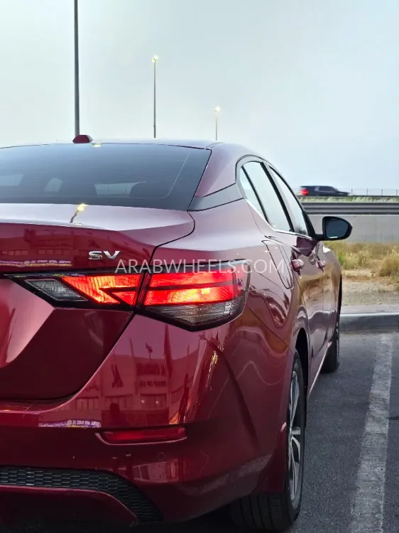 Nissan Sentra 2022 for Sale in Dubai Image-12