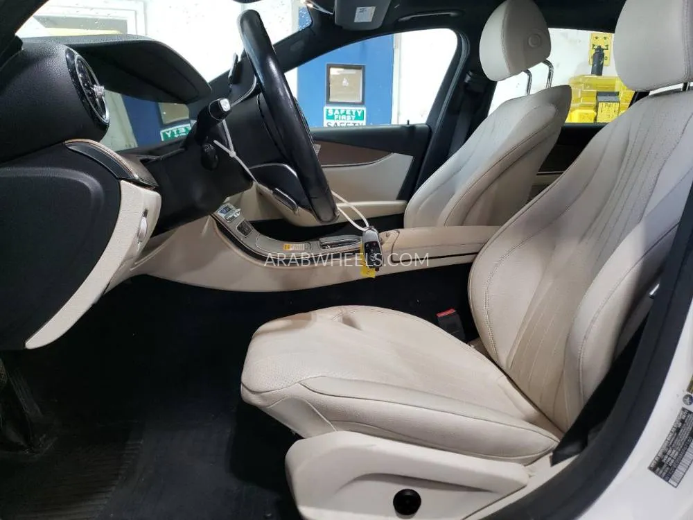 Mercedes Benz E Class 2021 for Sale in Abu Dhabi Image-3