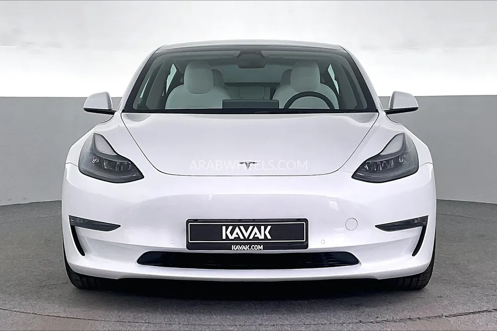 Tesla Model 3 2022 for Sale in Dubai Image-4
