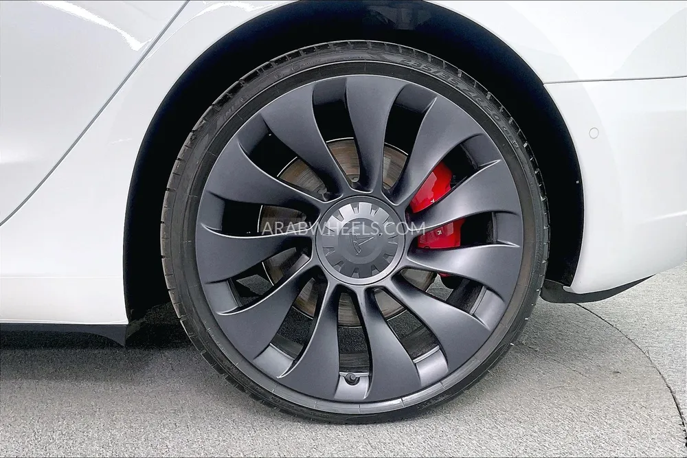 Tesla Model 3 2022 for Sale in Dubai Image-30