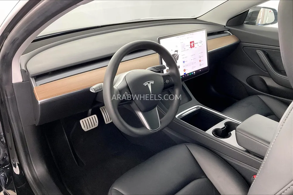 تسلا موديل 3 2021 for Sale in الشارقة Image-11