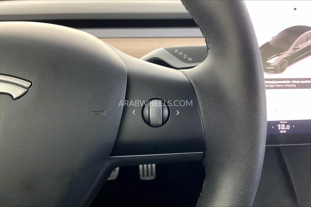 تسلا موديل 3 2021 for Sale in الشارقة Image-33