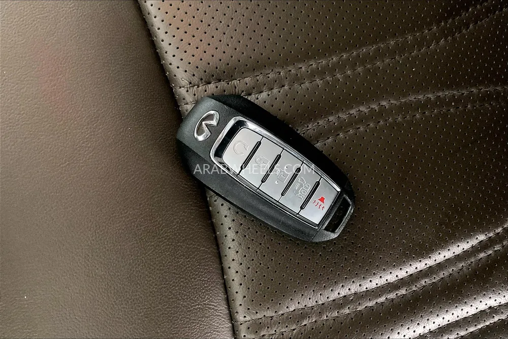 Infiniti QX60 2020 for Sale in Sharjah Image-32